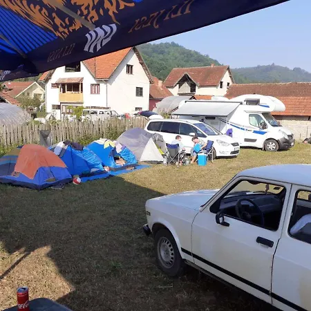 Dragacevska Avlija - Camp Роскошный шатер *